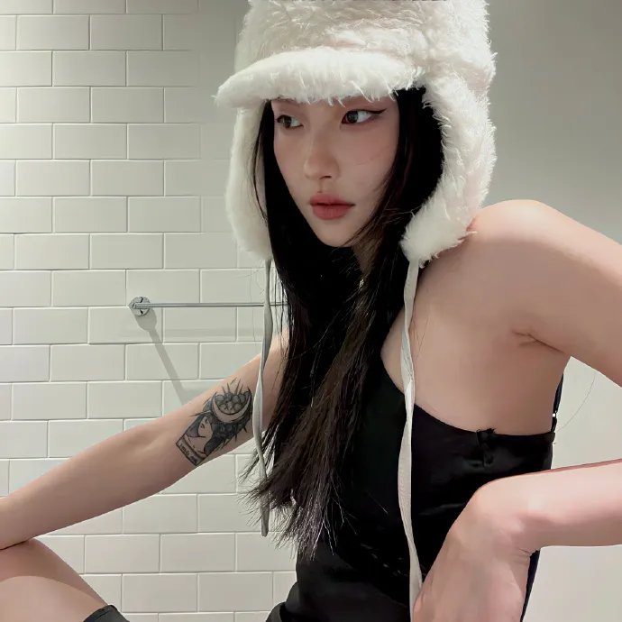 闪婚后亿万千金身份藏不住了