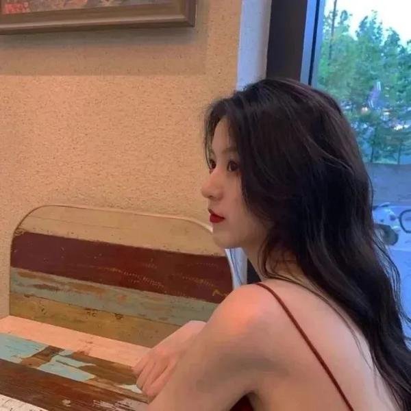 彩虹在我的胸膛